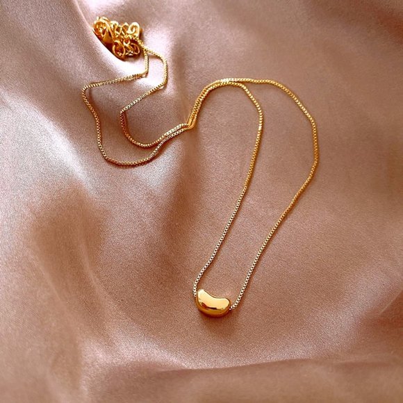 GOLICC Gold Pea Necklace - Picture 3 of 12